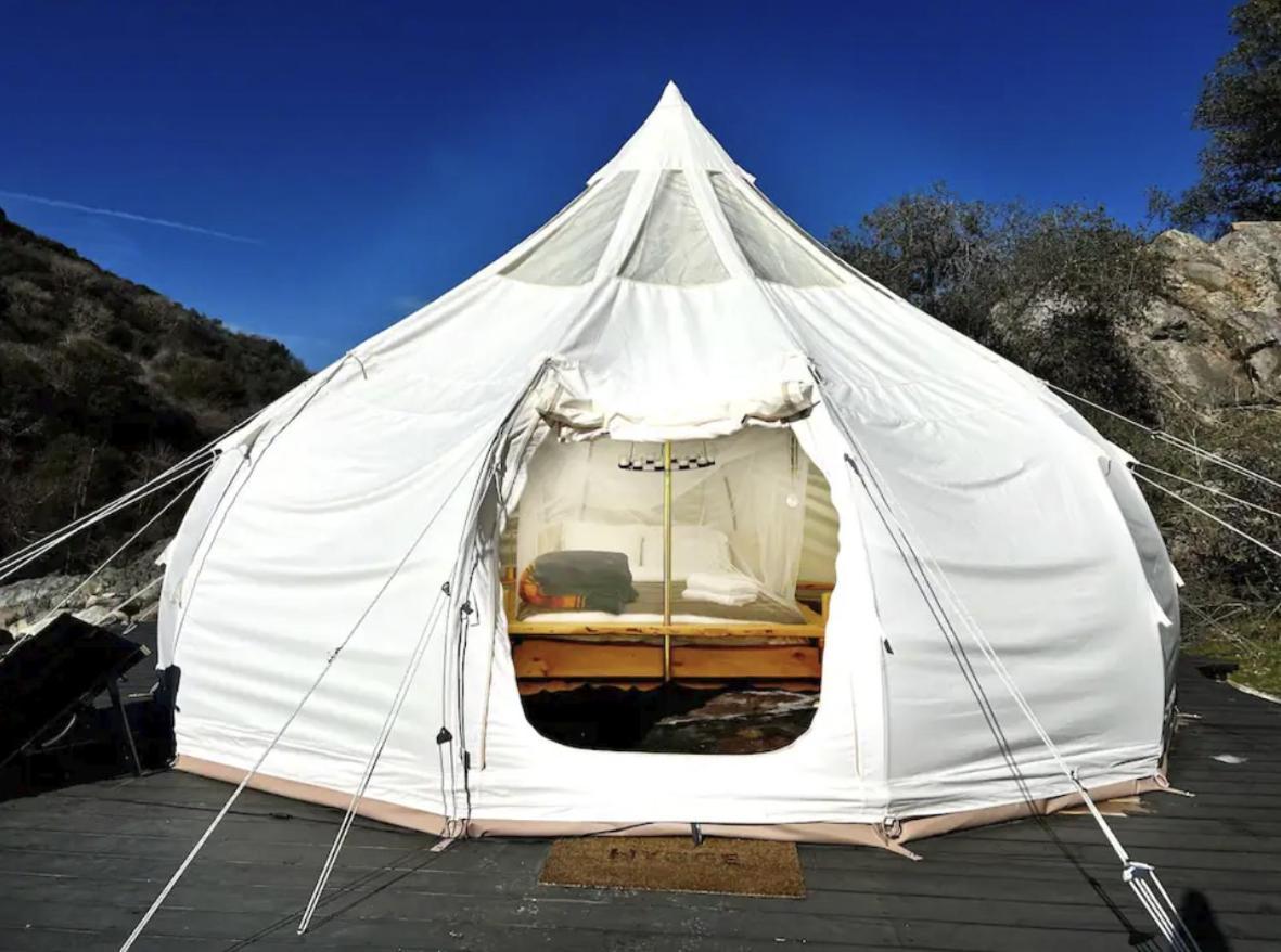 Paradise Ranch - Ecstatic Tent *